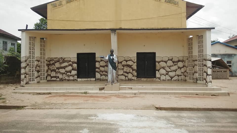 Statue